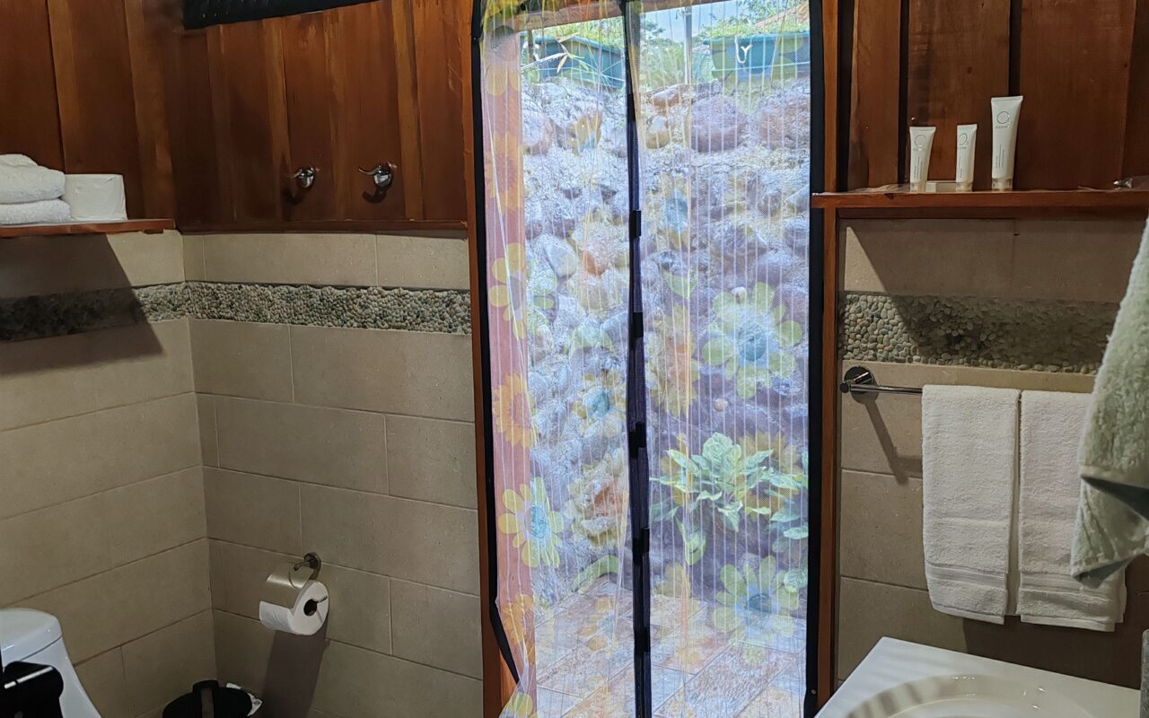 eco lodge near arenal volcano