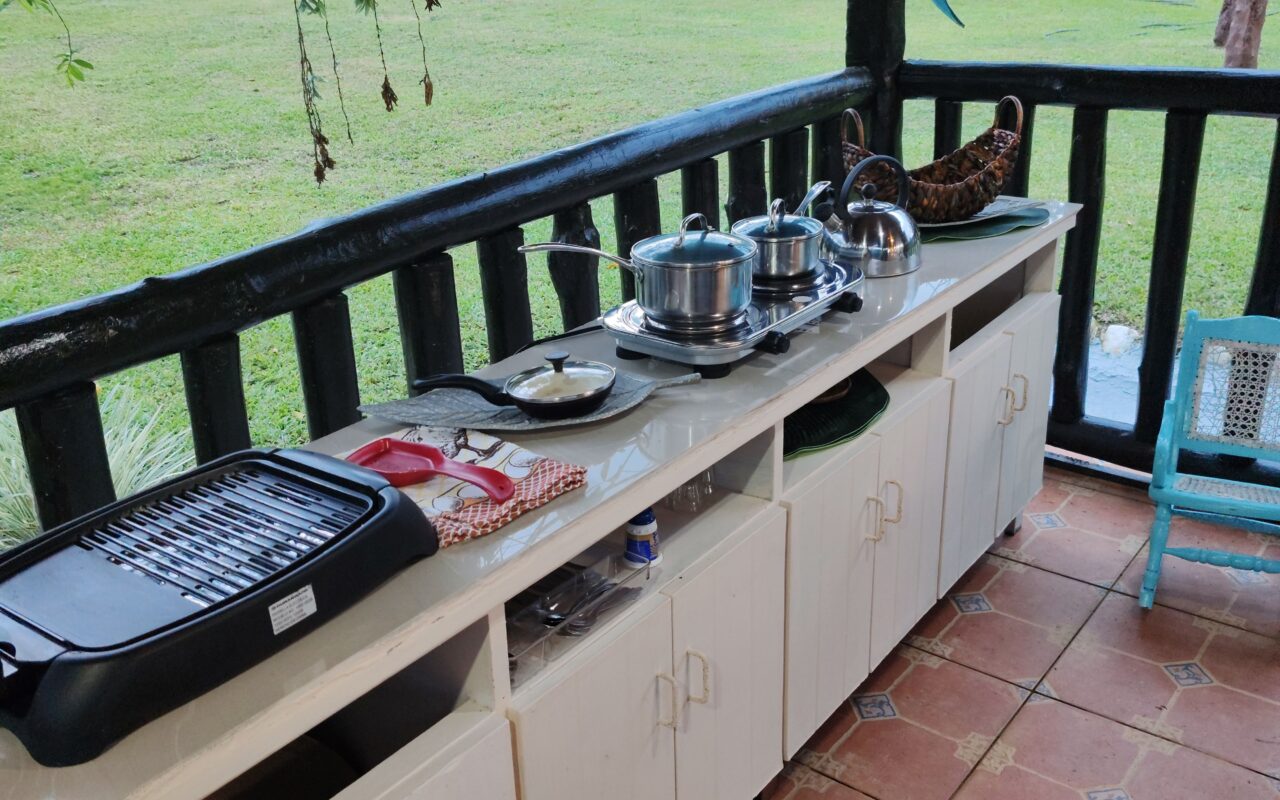 tropical bungalow with mountain views