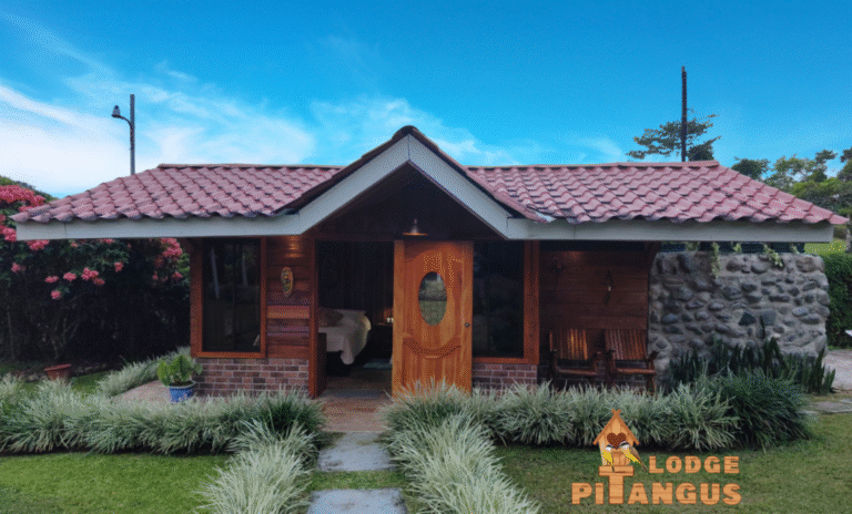 airbnb in la fortuna, cabana tucan