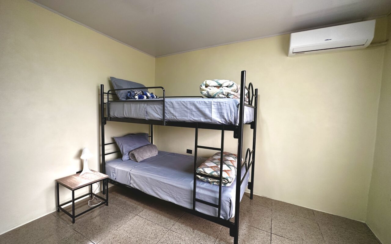 peaceful stay in el bosque neighborhood