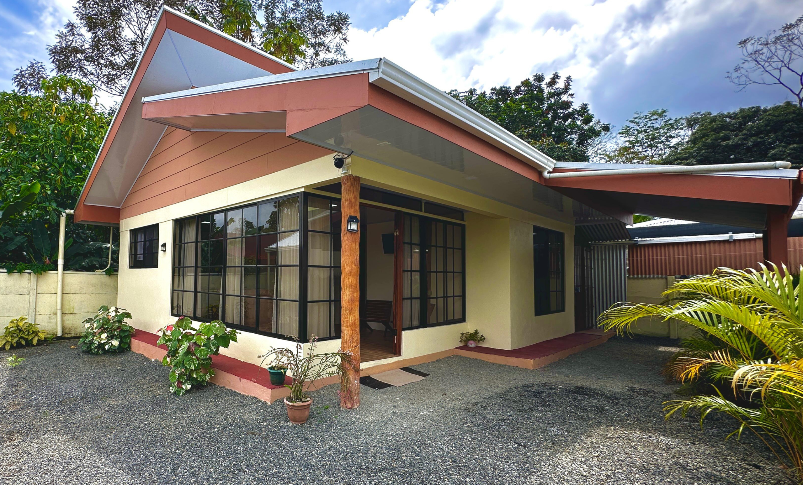 villa tito, hotel en arenal volcano